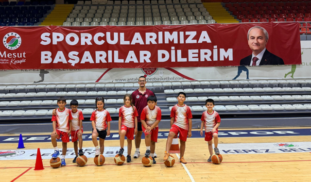 Kepez'de spor dolu yaz tatili