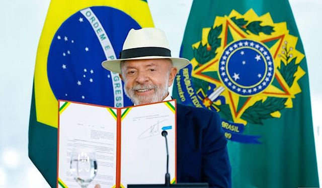 Lula da Silva: İşçilerin mücadelesi Brezilya'nın demokrasi tarihinin parçası