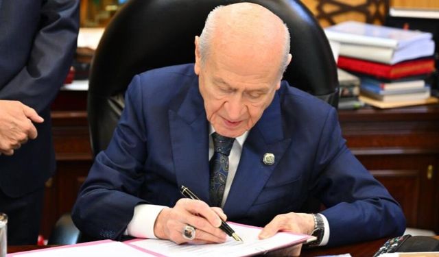 MHP Genel Başkanı Bahçeli: "(Çerçeve yasa) Bu imzayla bin yıllık kardeşliğimiz bir kez daha tescillenmiştir"