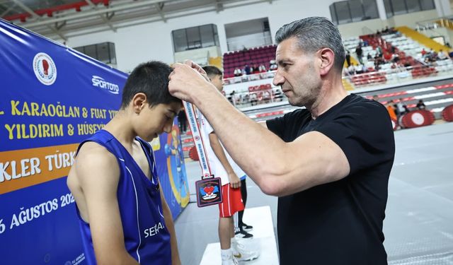 Şanlıurfalı genç boksör Türkiye ikincisi oldu
