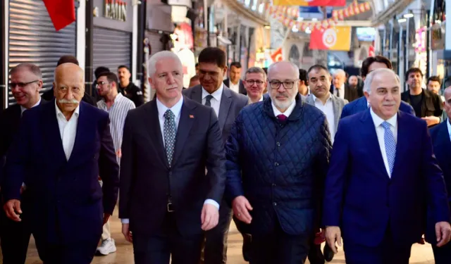 Vali Gül, Fatih'te esnaf ve vatandaşlarla bir araya geldi