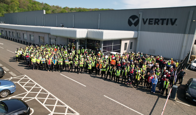 Vertiv, İrlanda Ve Kuzey Batı'da Tesislerini Genişletiyor, İstihdam Yaratıyor