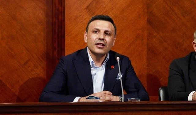 POLİTİKA