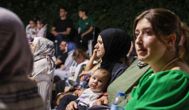 Irgandı Köprüsü'nde sinema gösterimleri sürüyor