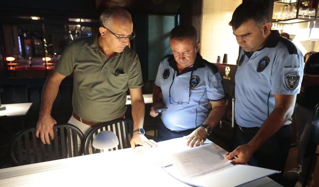 Konak'ta Alsancak'ta gece denetimi yapıldı