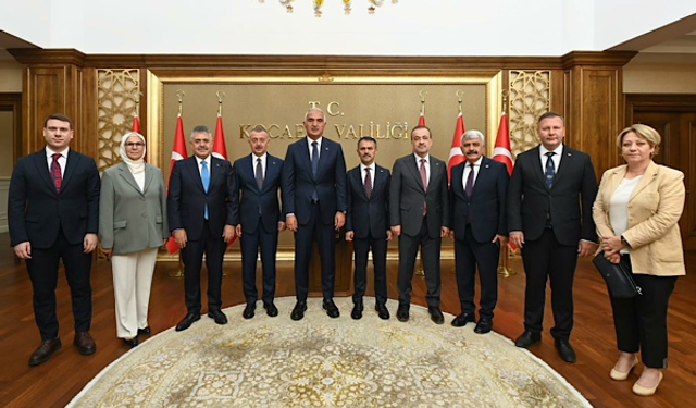 Kültür ve Turizm Bakanı Ersoy, Kocaeli Valiliğini ziyaret etti