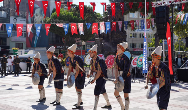 Orhangazi'nin kurtuluşunun 104. yıl dönümü kutlandı