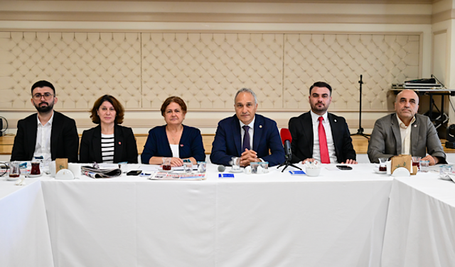 POLİTİKA
