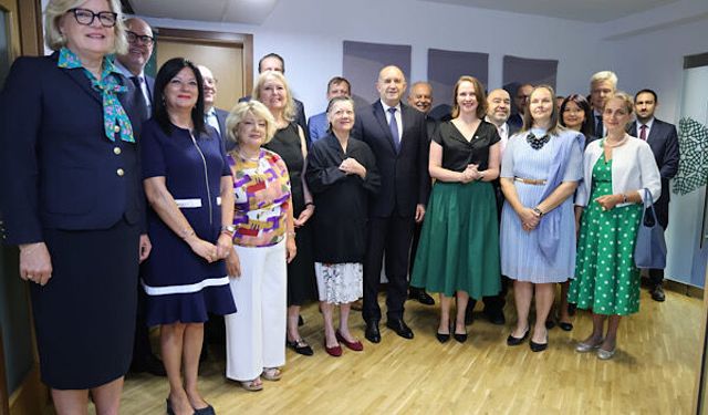Radev, AB üyesi ülkelerin büyükelçileriyle görüştü
