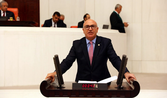 POLİTİKA