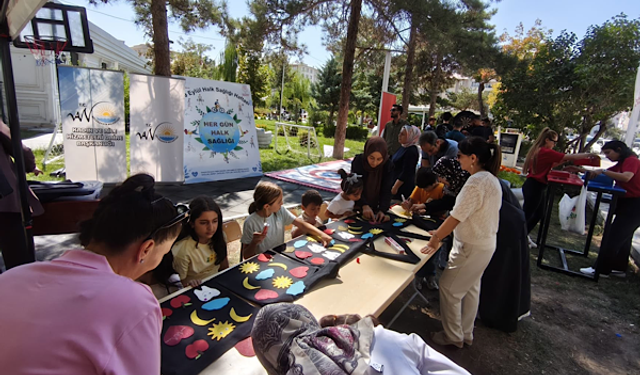 Van'da çocuklar 'Sağlıklı Gelecek' etkinliğinde buluştu