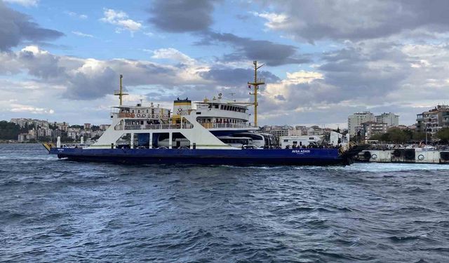 Bozcaada ve Gökçeada’ya yapılması planlanan bazı feribot seferleri iptal edildi