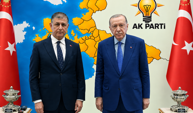 POLİTİKA