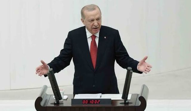 POLİTİKA