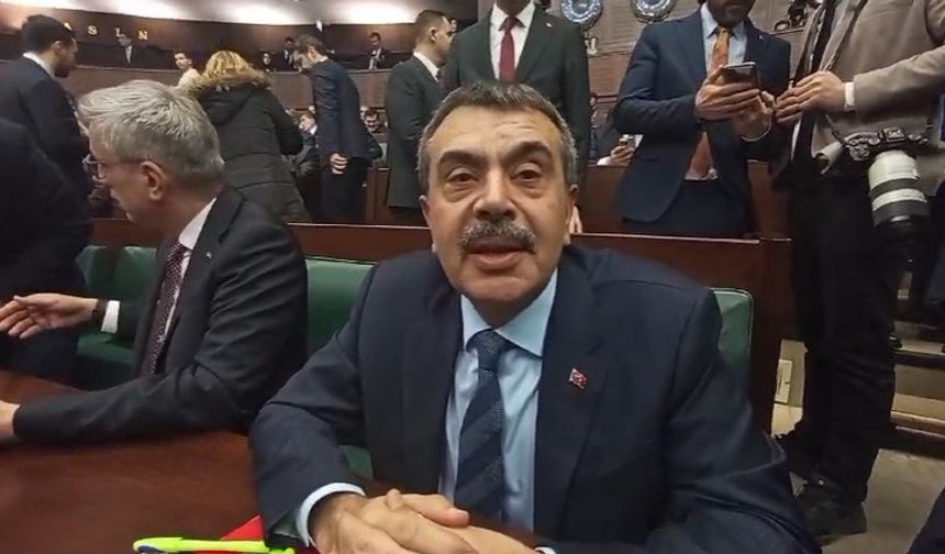 Bakan Tekin: "Özel’e tavsiyem danışmanlarının verdiği bilgileri teyit etsin"