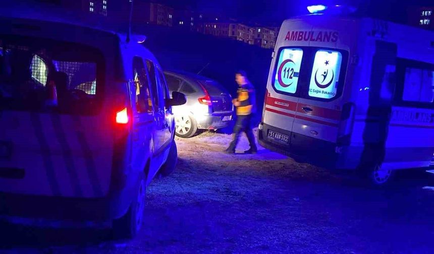 Niğde’de bir kişi aracının içerisinde ölü bulundu