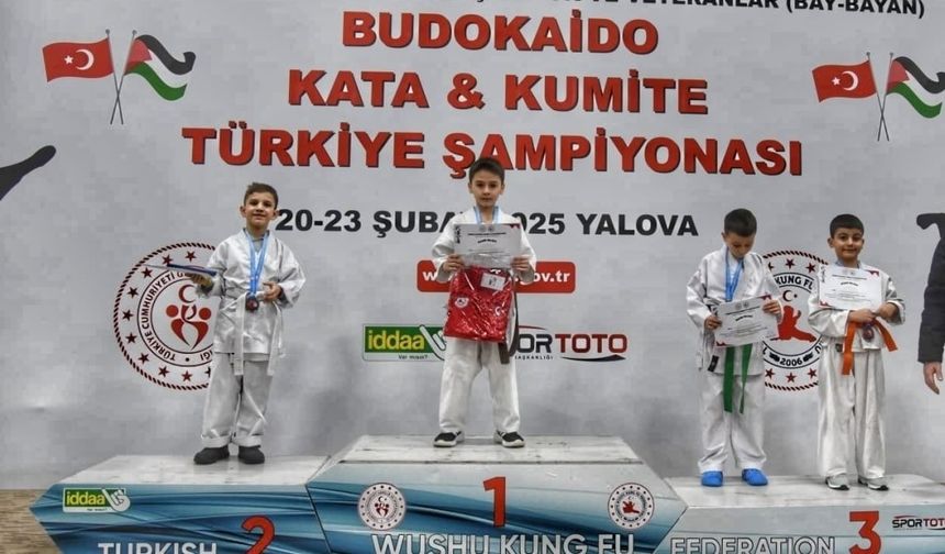 Wushu Kung Fu Türkiye Şampiyonası’nda Karabük rüzgarı esti