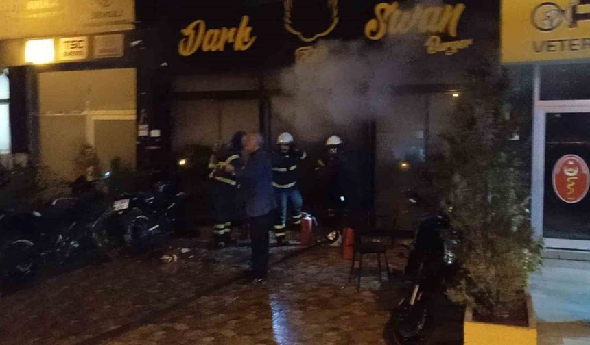 Siirt’te iş yerinde yangın