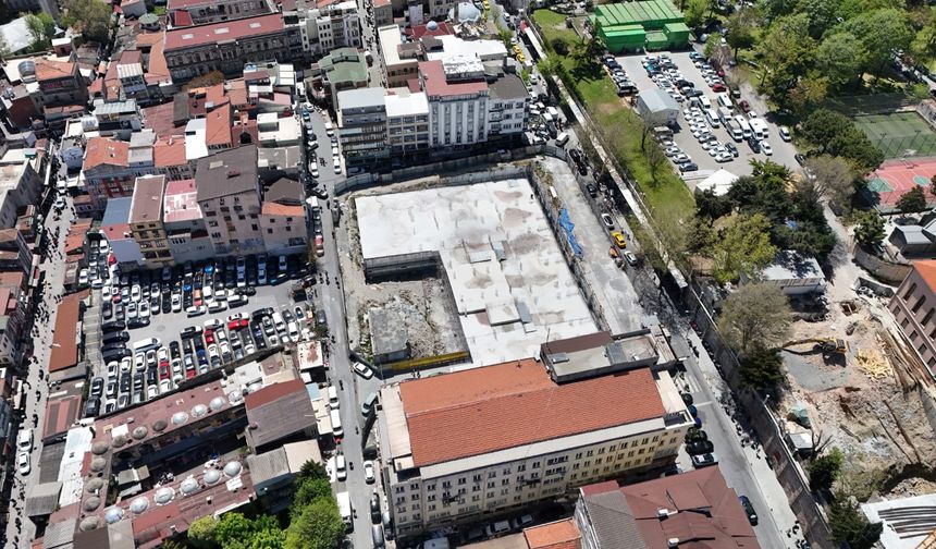 Karaköy ve Mercan’da Otopark Krizi: Esnaf Mağdur, Çözüm Bekleniyor!