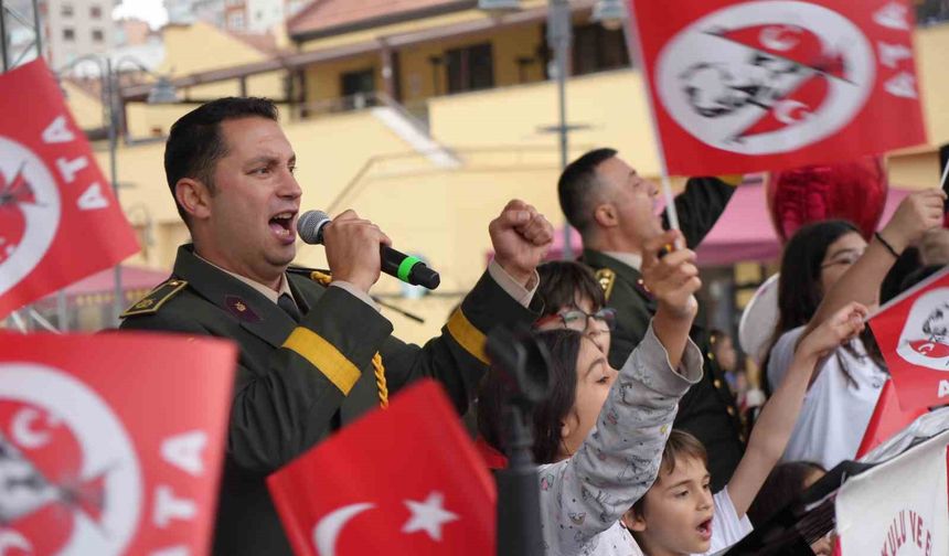 Askeri bandonun, Sefo’nun "Bilmem mi" performansı beğeni topladı