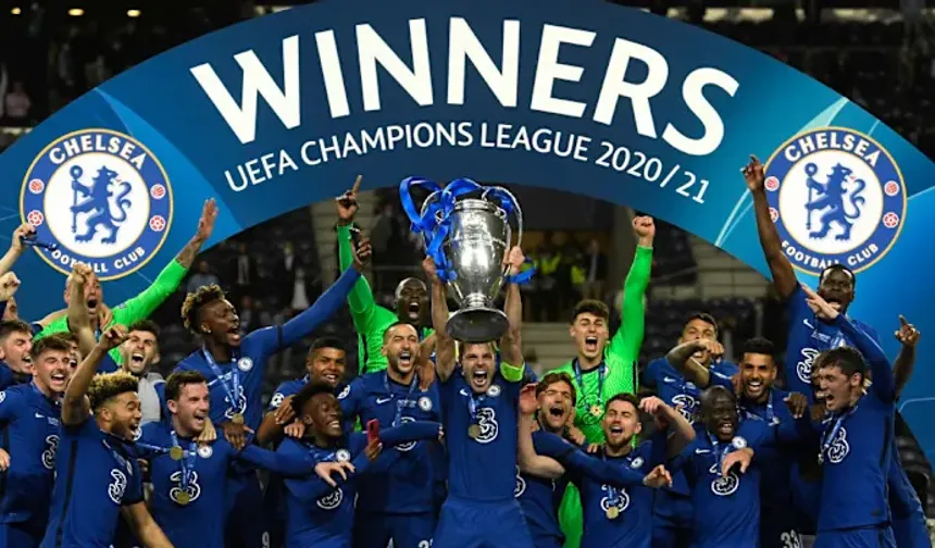 Chelsea Tarihe Geçti: UEFA Konferans Ligi Şampiyonu!