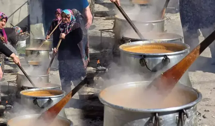 672 yıllık tarifle yılda 1 kez yapılıyor... Herkes o köye akın etti