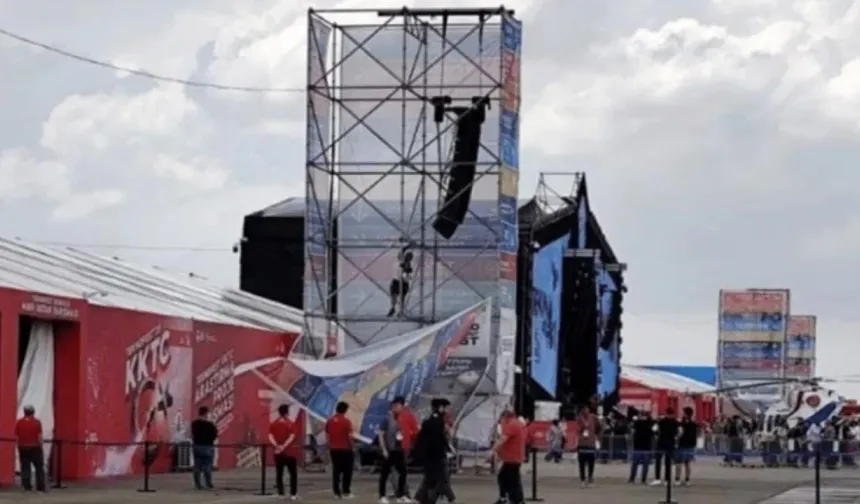 "TEKNOFEST'te Şok! Rüzgarın Devirdiği Demir Kule 3 Kişiyi Yaraladı"