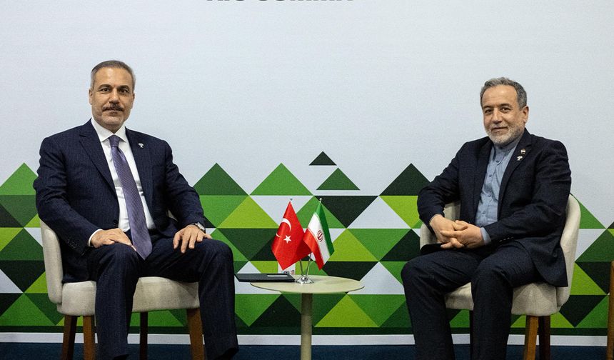 Bakan Fidan, İranlı mevkidaşı Abbas Arakçi ile görüştü