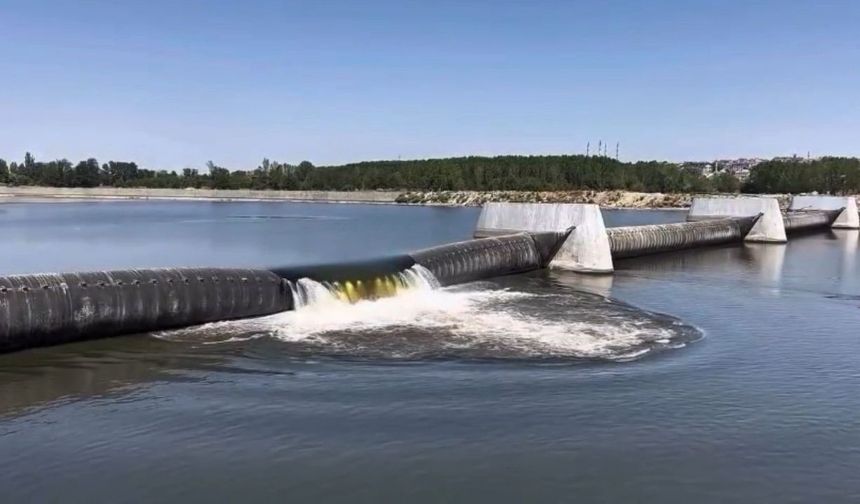 Kuraklık nedeniyle Meriç Nehri’ne elektrik santralinden su salındı