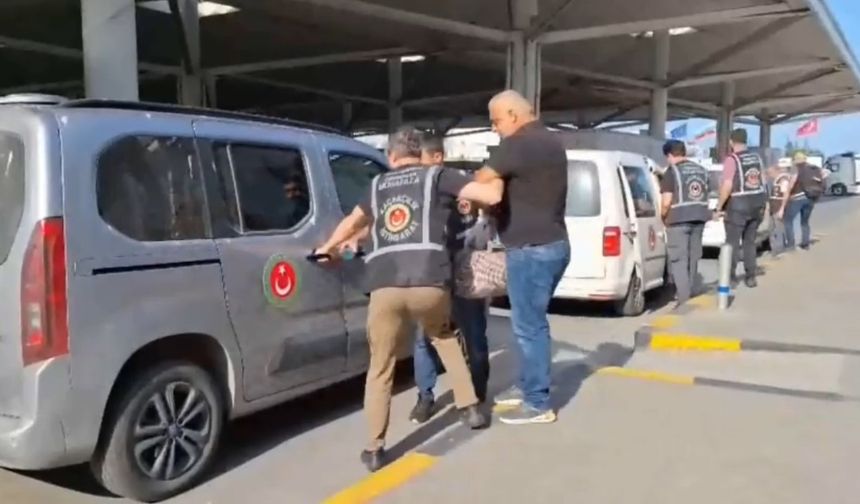 Kapıkule’de boya kutularında 692 kilo esrar yakalandı: 10 gözaltı