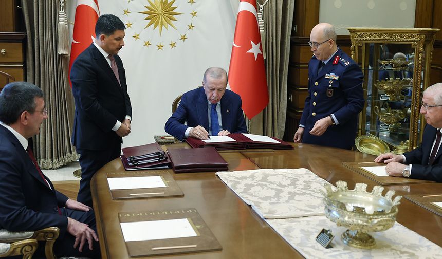 TSK’da Komuta Değişimi: Bayraktaroğlu Zirveye Yükseldi!