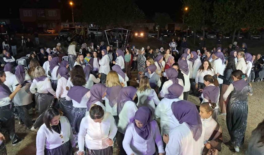 Kadınlar ’Şalvar Gecesi’nde buluştu