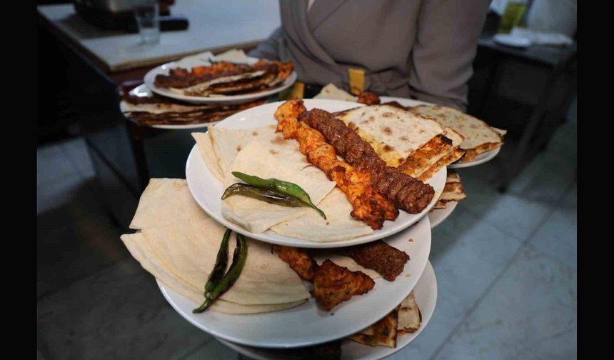 Alanya’da bin 600 TL, Elazığ’da 500 TL: Müşteri fiyatlara inanamadı