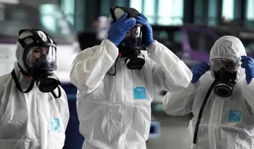 Profesör açıkladı: "3’lü salgın ülkemizde, dikkat olun"