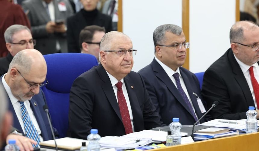 Bakan Güler: "Askeri hastanelerin açılması için çok yoğun çalışma var"