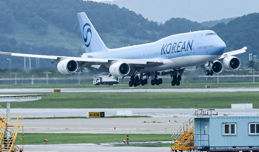 Güney Kore'de üniversite sınavı nedeniyle uçuşlar askıya alınacak