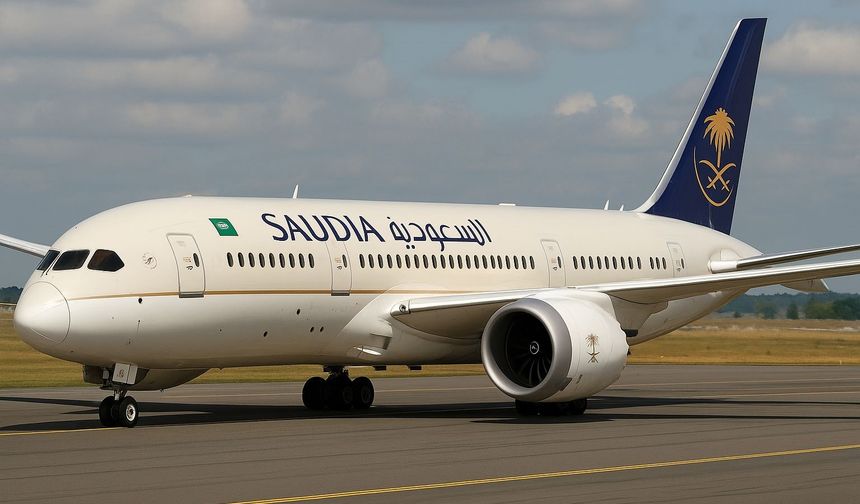 Suudi Arabistan uçağına yapılan bomba ihbarı paniğe neden oldu