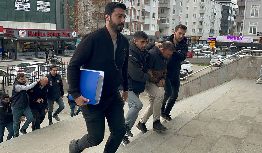Çerkezköy’de tefecilik operasyonu: 3 kişi gözaltında