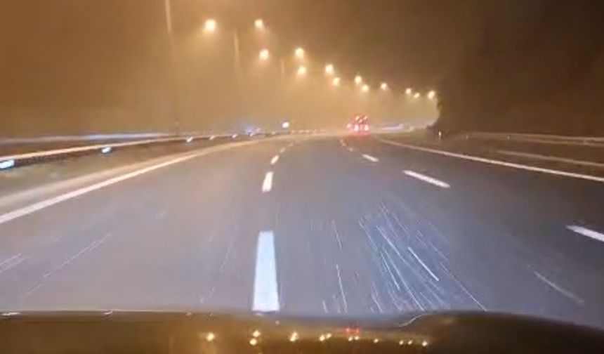 Sürücüler Dikkat! TEM’in Bolu geçişinde tipi şeklinde kar yağışı