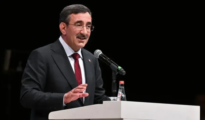 Siyasilerden yeni atanan Bakanlara tebrikler