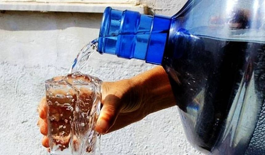 Ticaret Bakanlığı’ndan 3 adet suya 600 lira ödenmesine ilişkin açıklama: "İdari para cezası uygulandı"