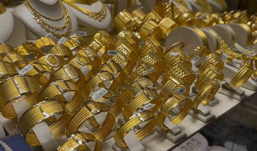 Altında bankalar ile canlı piyasadaki makas gramda 500 lirayı geçti