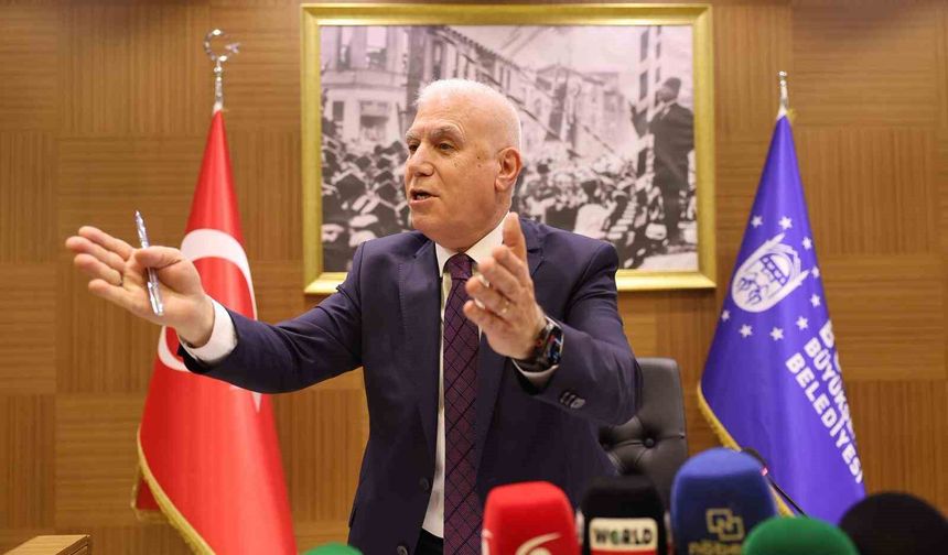 Bursa Büyükşehir Belediye Başkanı Bozbey: "20 senedir yapılmamış hizmetleri yapıyoruz"