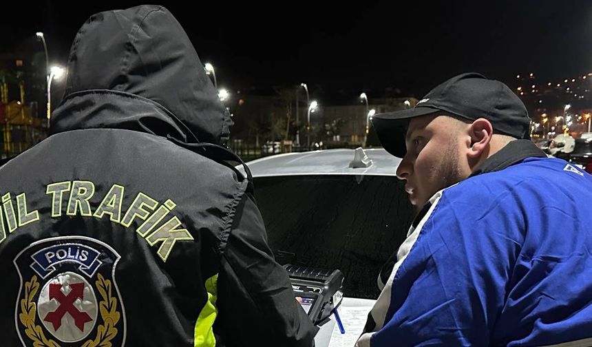 Ehliyetsiz yakalandı, 200 bin lira ceza yedi: "Benim aracım o kadar etmiyor" diyerek sitem etti