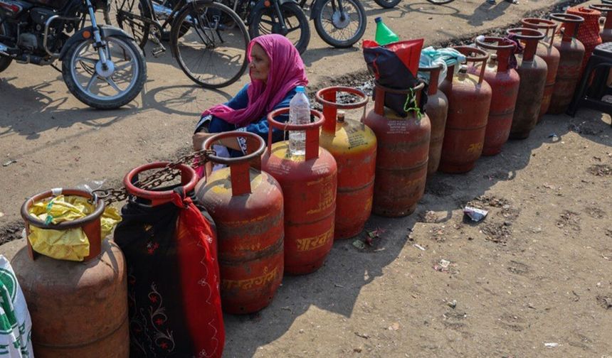 Hürmüz'de Hint gemilerine uygulanan yasak nedeniyle Hindistan'da gaz krizi