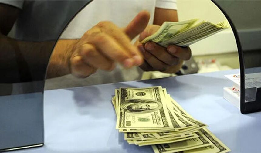 Kapalıçarşı'da serbest piyasada döviz fiyatları