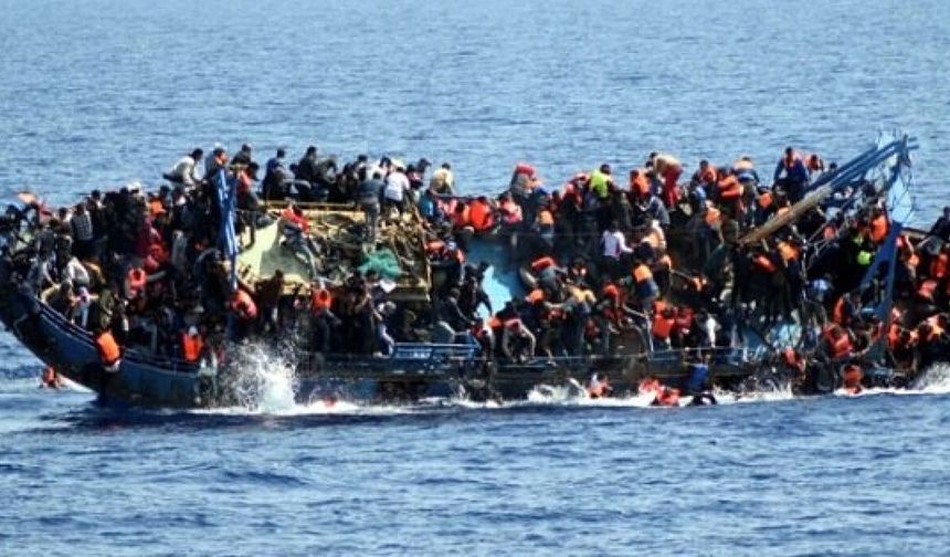 Andaman Denizi’nde Arakanlı Müslümanları taşıyan tekne alabora oldu: 250 kayıp