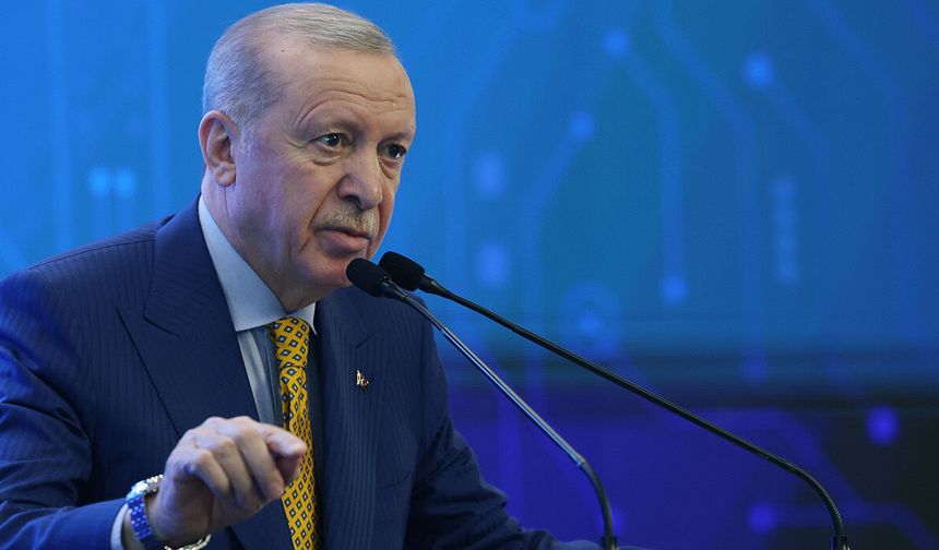 Cumhurbaşkanı Erdoğan: "Ailevi değerlerin muhafazasını bir milli güvenlik ve beka meselesi olarak görüyoruz"