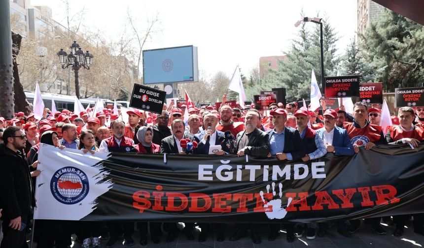 Eğitim-Bir-Sen Genel Sekreteri Yavuz: "Eğitimciler, şikayet edilen, darbedilen insanlara dönüştürüldü"