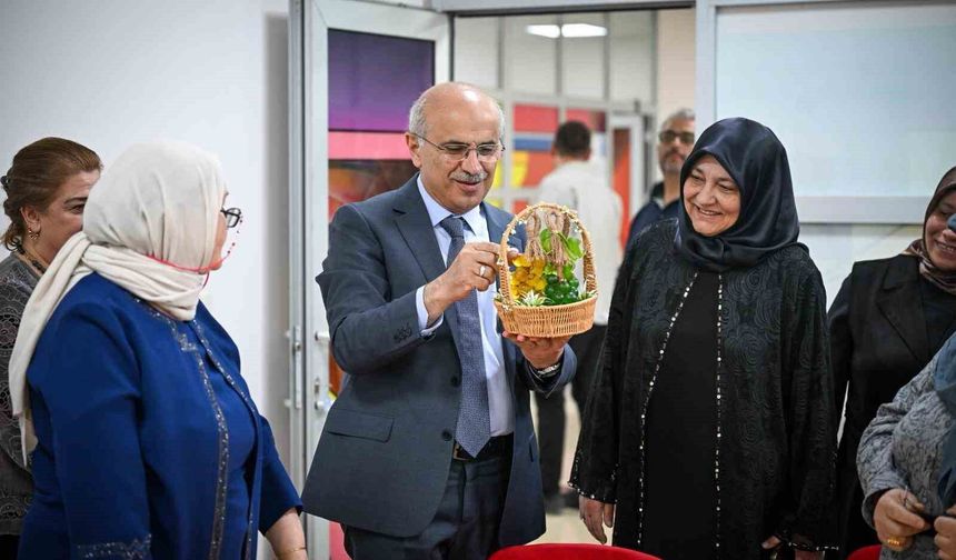 Malatya Büyükşehir Belediyesi’nden üreten kadınlara büyük destek